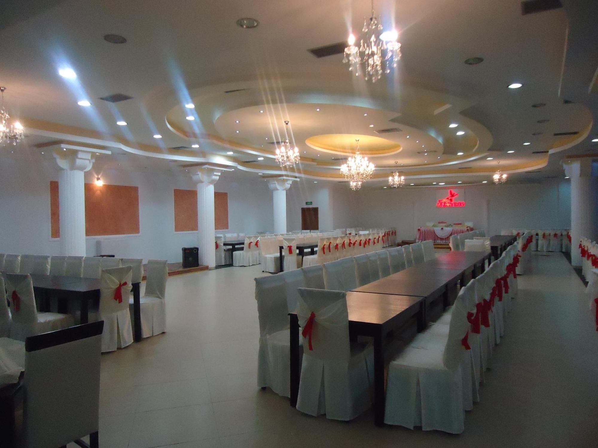 Hotel Albatros พริเซรน ภายนอก รูปภาพ