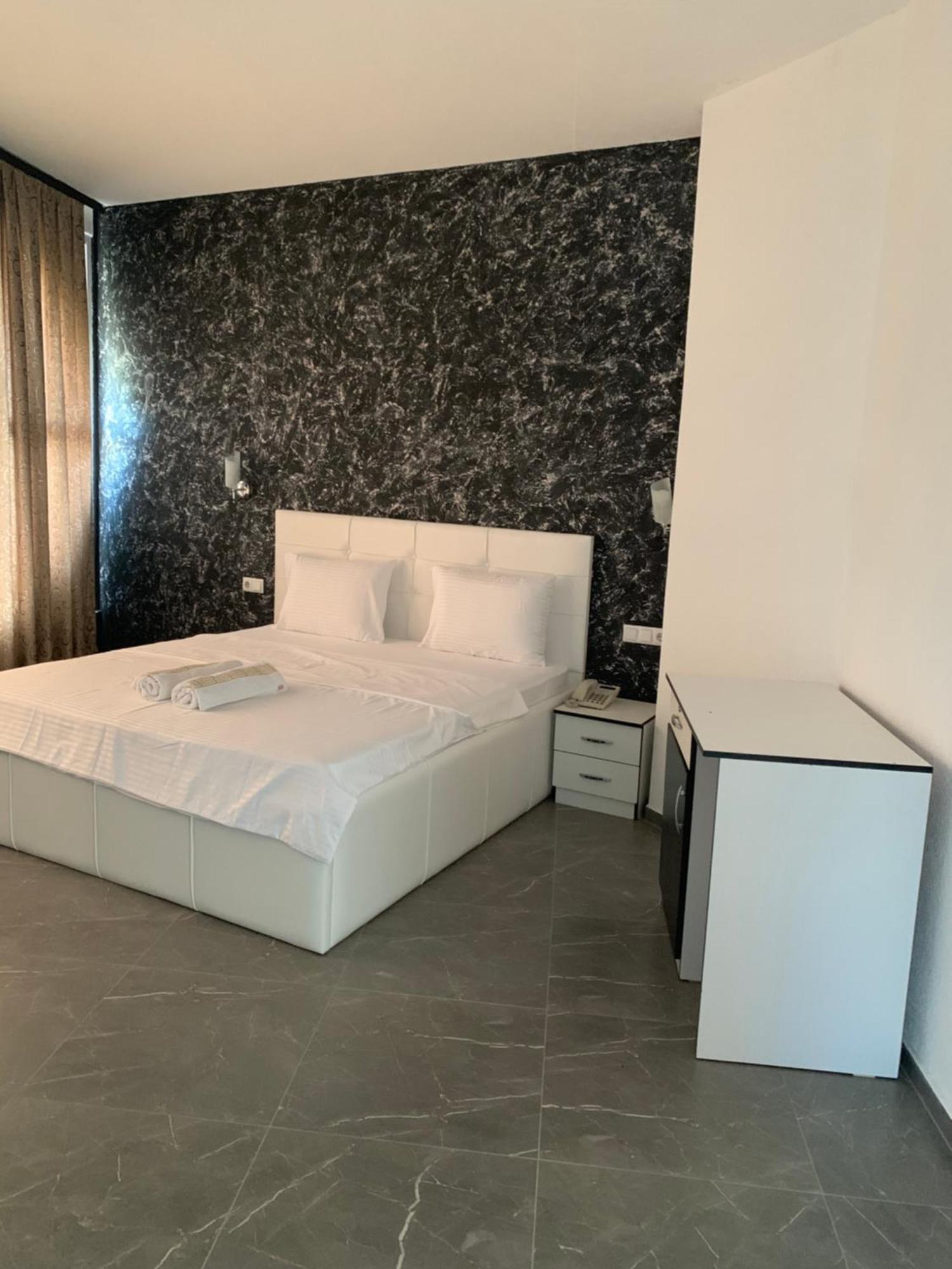 Hotel Albatros พริเซรน ภายนอก รูปภาพ
